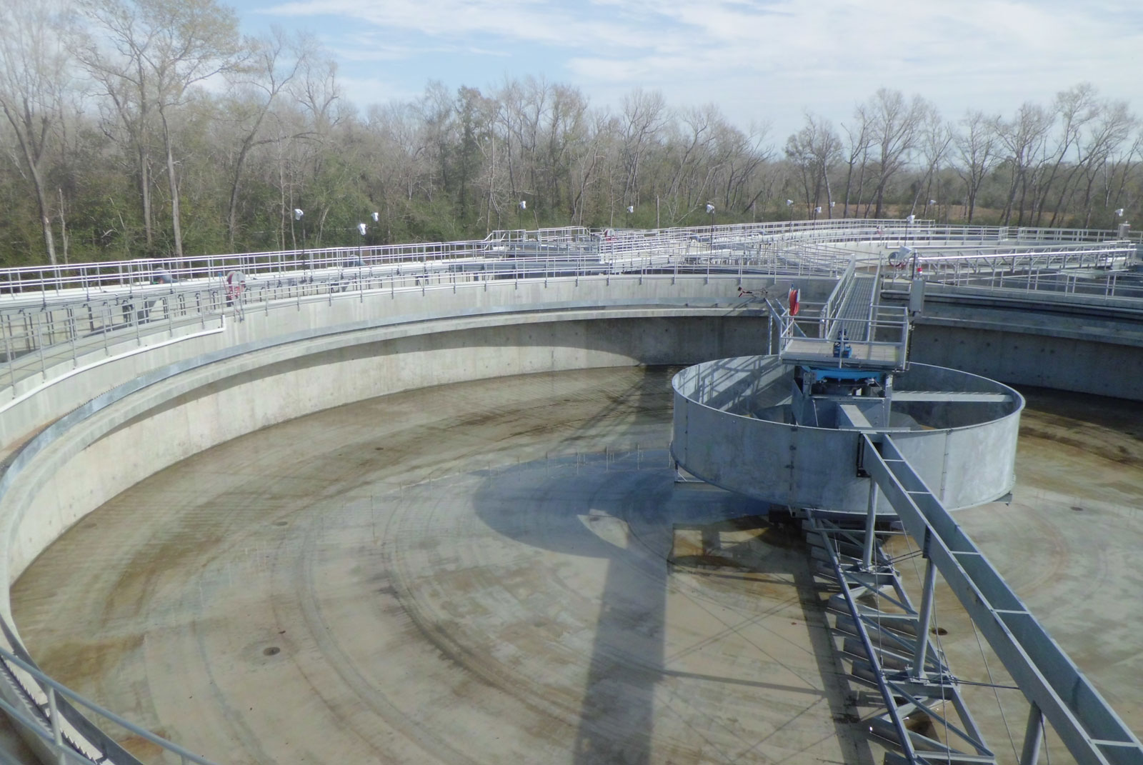 Clarifier tank at a wastewater treatment plant built by LEM Construction